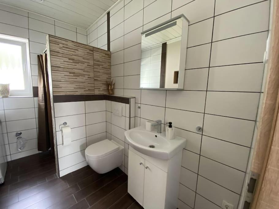 Neu Apartment In Schloss Naehe,Parkplatz, Netflix Sögel Extérieur photo